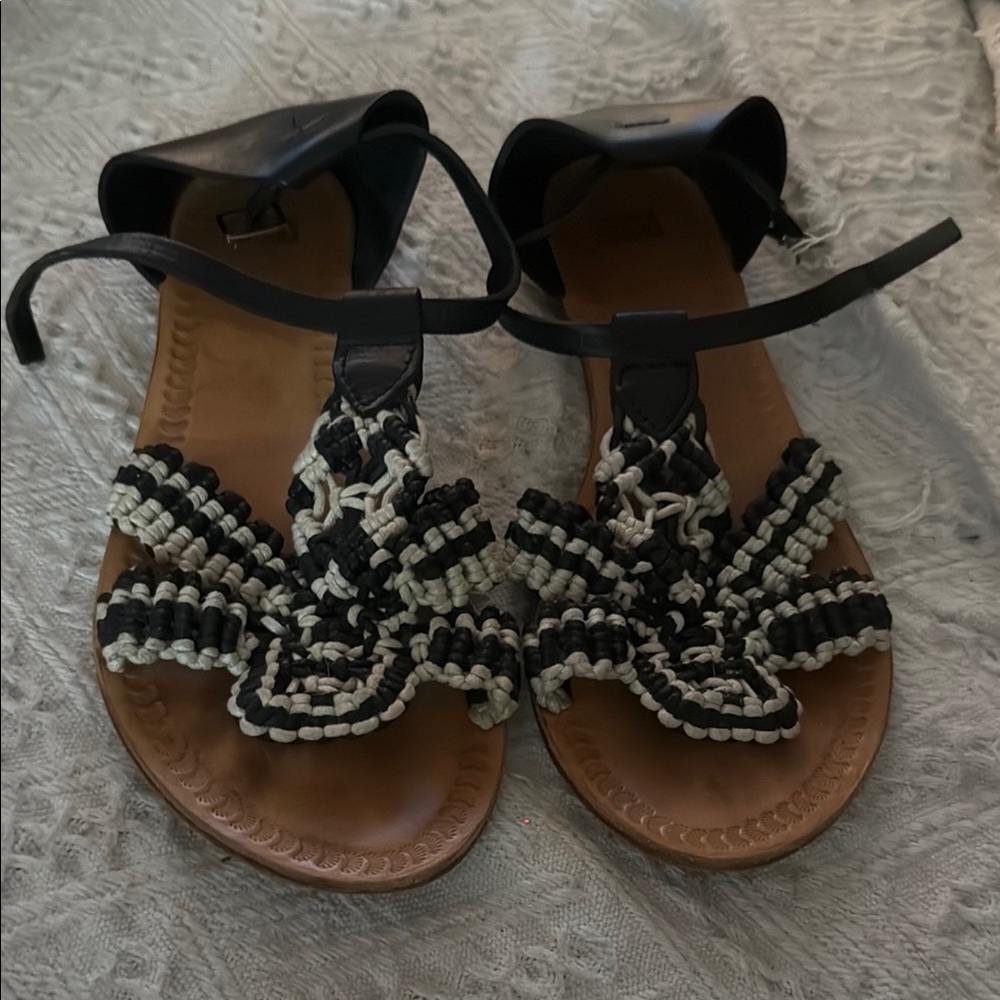 Jasper & Jeera Anthropologie sandals size 40 (9.5).